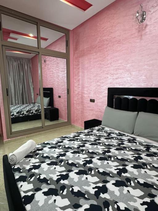 Apartment Centre